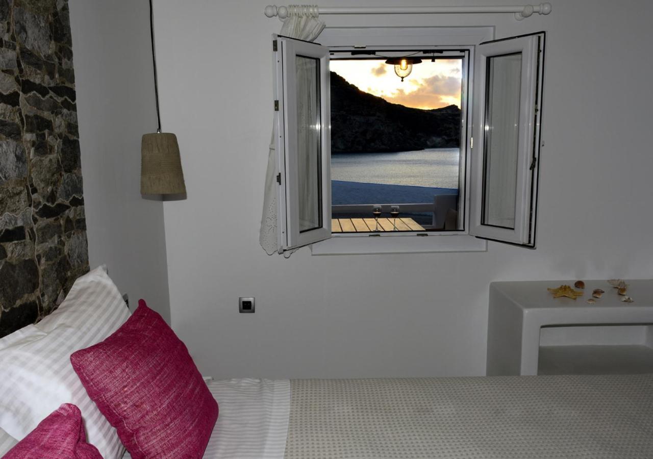 Seashell Mandrakia Sea View Villa Buitenkant foto